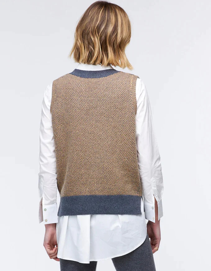 Birdseye Vest in Charcoal - EumundiStyle