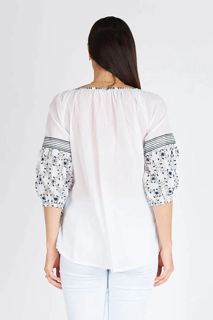 Delvene Top - White - EumundiStyle