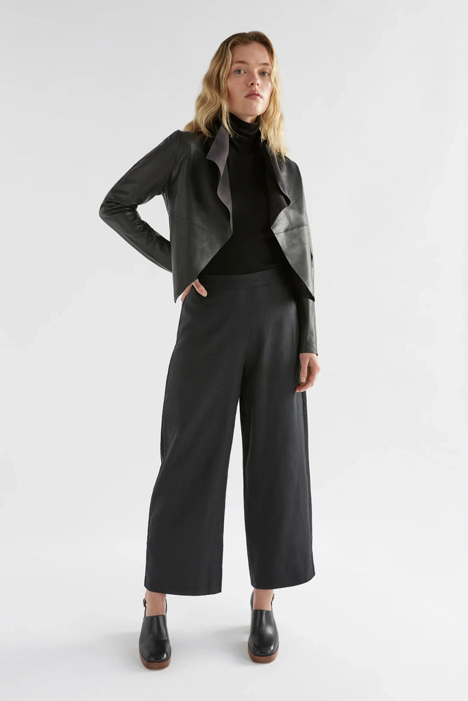 Fine Leather Jacket in Black - EumundiStyle