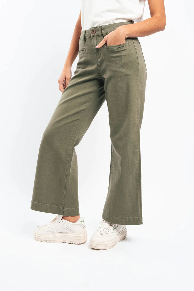 Freya Jean in Khaki - EumundiStyle