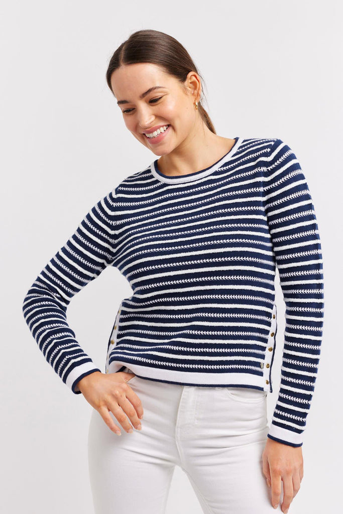 Momento Sweater - Navy - EumundiStyle